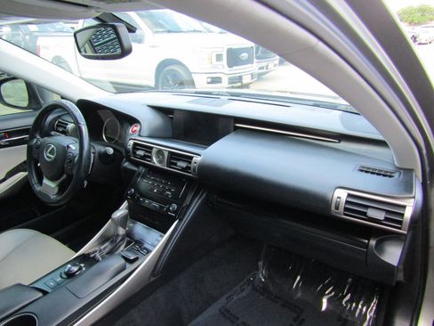 Used 2014 Lexus IS 350 w/ Navigation Package RWD image 11
