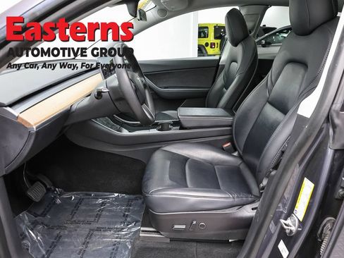 Used 2021 Tesla Model Y Long Range AWD/4WD image 14