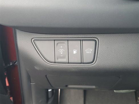 Used 2025 Genesis G70 3.3T Advanced w/ Sport Prestige Package image 31