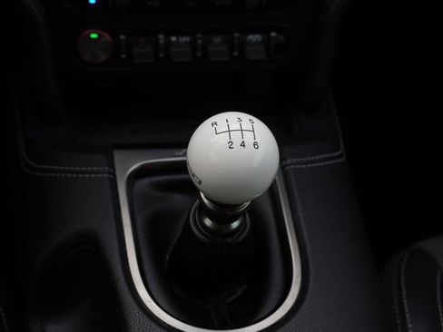 Used 2019 Ford Mustang Shelby GT350 w/ Technology Package RWD image 24