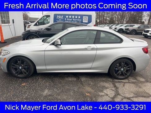 Used 2016 BMW M235i xDrive Coupe image 3