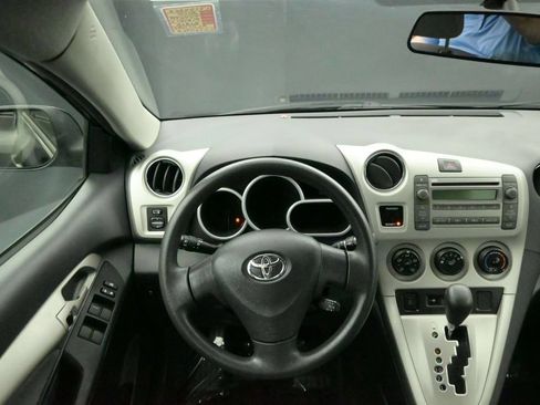Used 2010 Toyota Matrix S AWD/4WD image 12