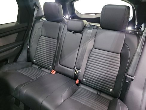 New 2024 Land Rover Discovery Sport Dynamic SE image 22