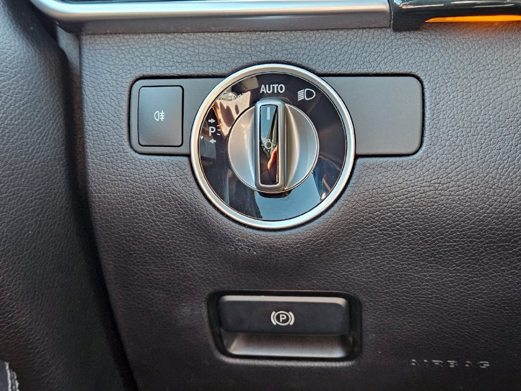 Used 2017 Mercedes-Benz GLS 450 4MATIC image 27