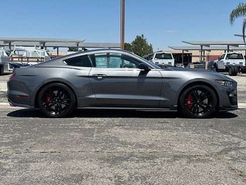 Certified 2021 Ford Mustang Shelby GT500 w/ Technology Package RWD image 2
