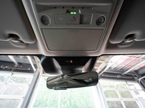 Used 2026 Nissan Kicks SR w/ SR Premium Package AWD/4WD image 18