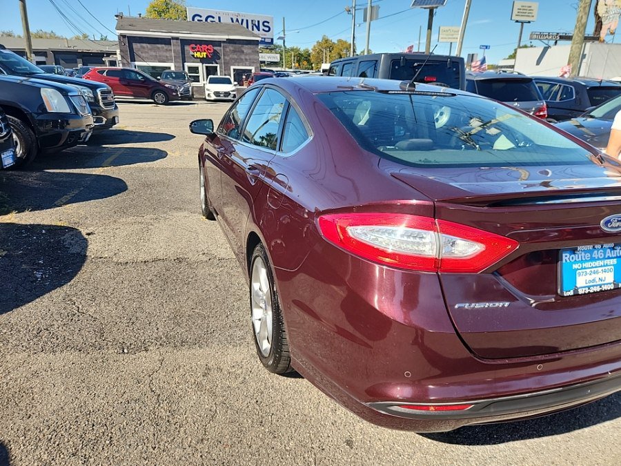 Used 2013 Ford Fusion SE FWD image 6