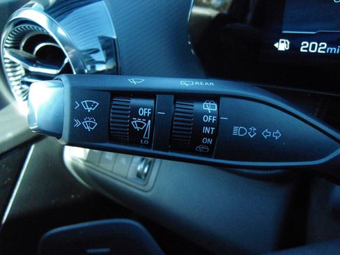 New 2026 Chevrolet Equinox LT w/ Convenience Package II image 21