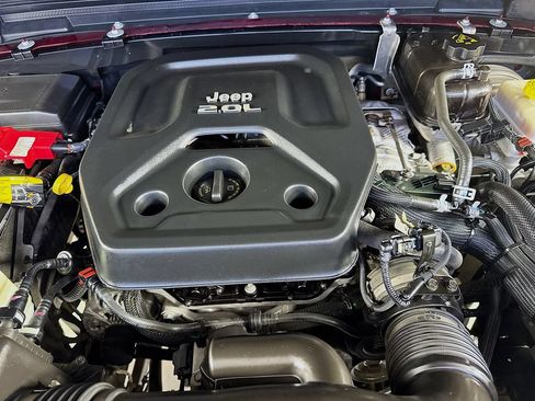 Used 2021 Jeep Wrangler Unlimited Sport AWD/4WD image 36