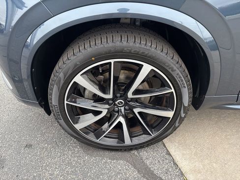 Certified 2023 Volvo XC90 B6 Plus w/ Protection Package Premier image 11