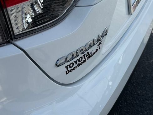 Used 2024 Toyota Corolla LE w/ LE Convenience Package FWD image 16
