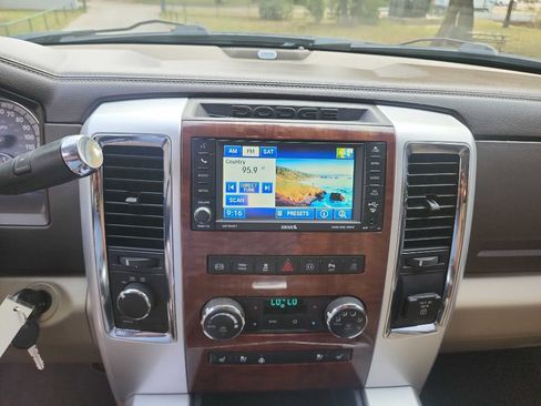 Used 2012 RAM 2500 Laramie w/ Protection Group image 31