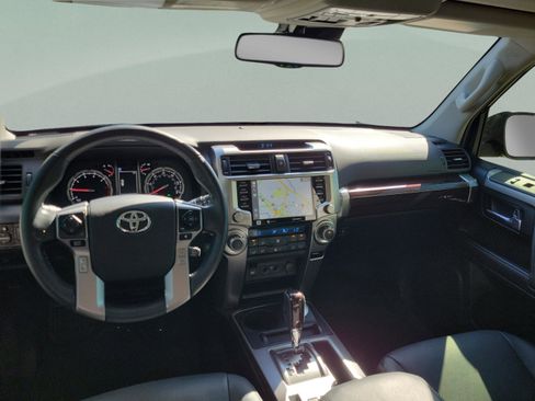 Used 2024 Toyota 4Runner Limited AWD/4WD image 16
