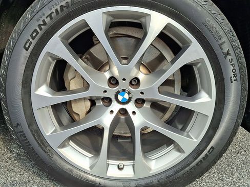 Certified 2022 BMW X5 xDrive40i image 8