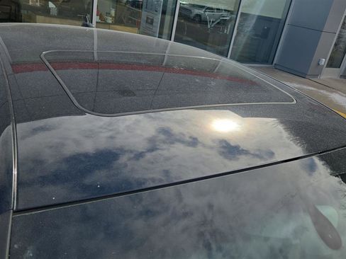 Used 2016 Audi A4 2.0T Premium image 4