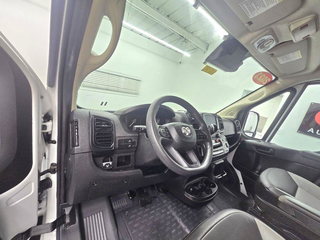 Used 2023 RAM ProMaster 2500 FWD image 12
