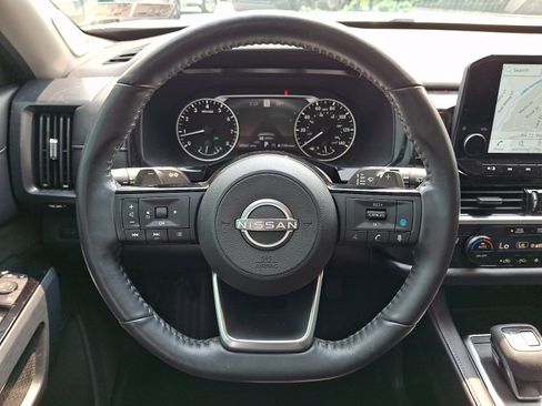 Certified 2024 Nissan Pathfinder SL w/ SL Premium Package AWD/4WD image 24