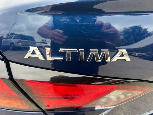 Certified 2022 Nissan Altima 2.5 SR FWD image 30