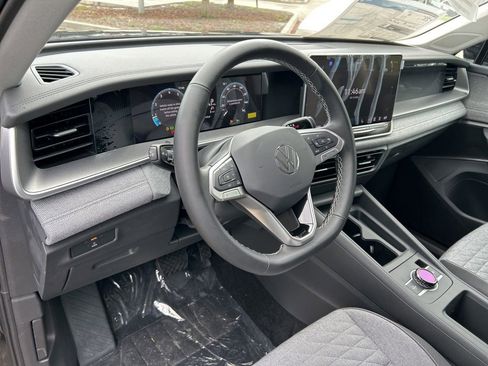 New 2026 Volkswagen Tiguan S FWD image 21