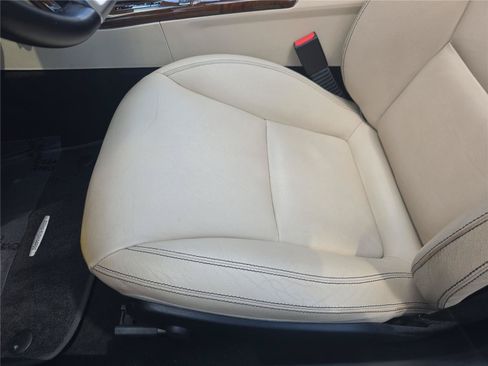 Used 2015 Mercedes-Benz SLK 350 image 10