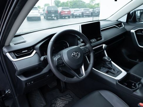 Used 2024 Toyota RAV4 XLE Premium FWD image 15