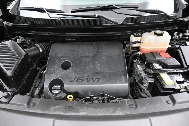 Used 2023 Chevrolet Traverse LT FWD image 38