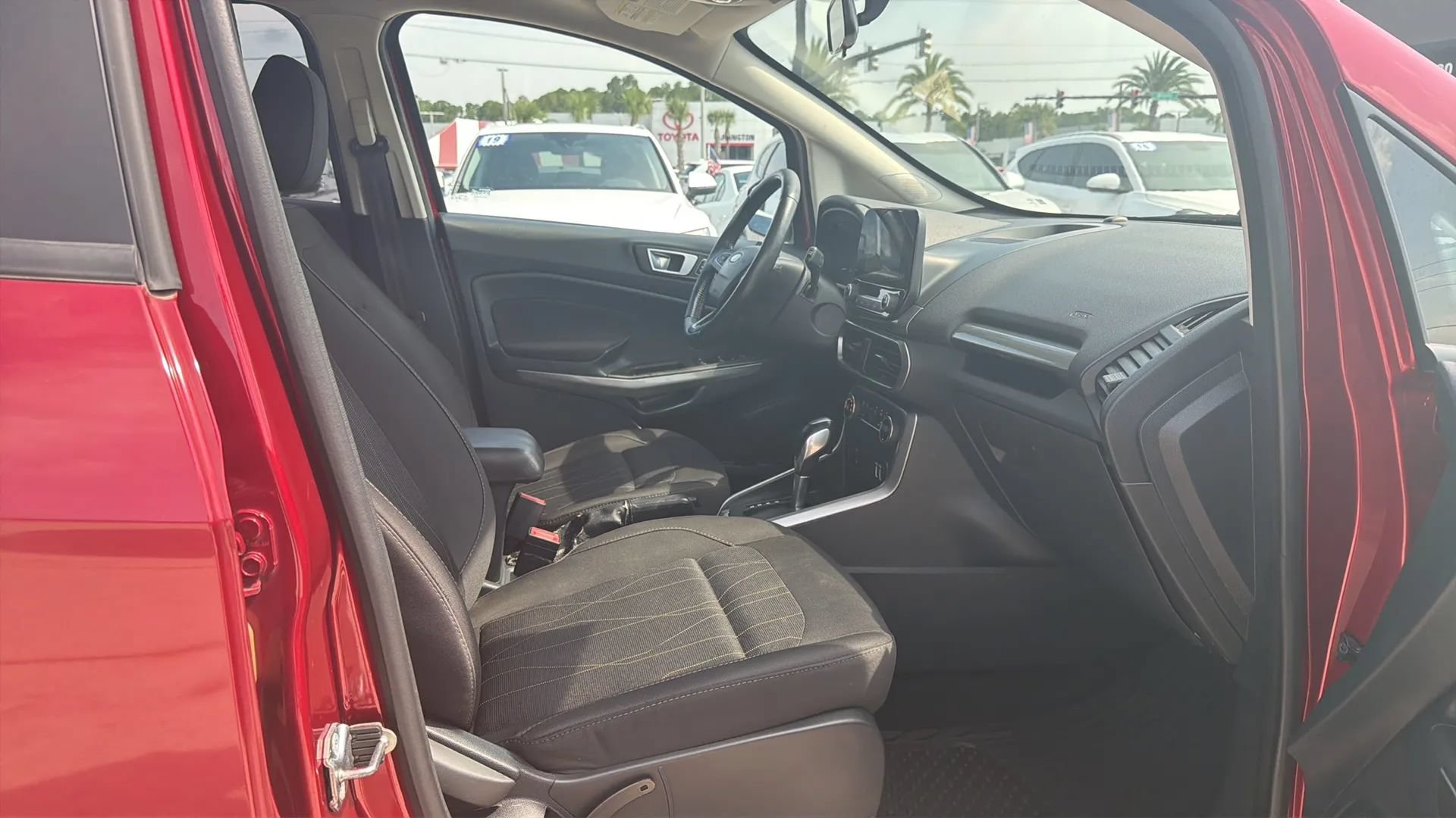 Used 2018 Ford EcoSport SE FWD image 17