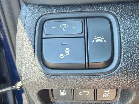 Used 2020 Kia Optima S FWD image 11