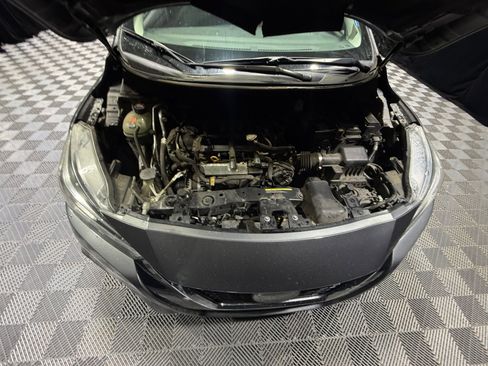 Used 2020 Nissan Versa S image 21