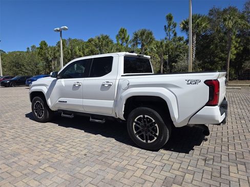 Certified 2024 Toyota Tacoma TRD Sport image 9