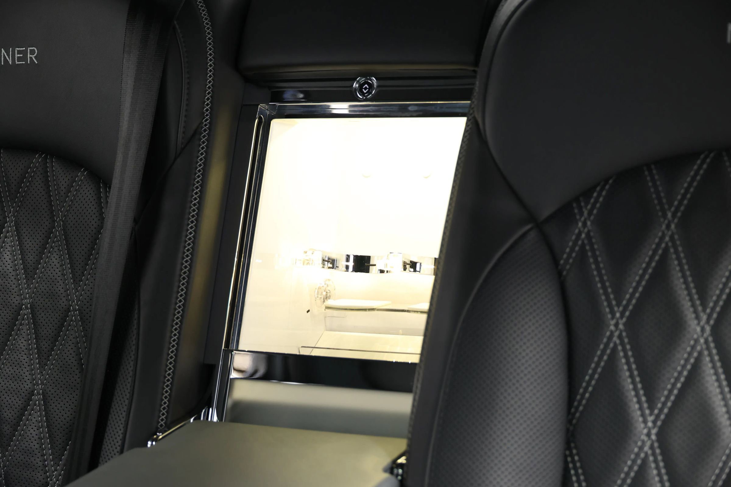 Used 2018 Bentley Mulsanne RWD image 68