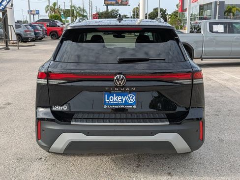 Certified 2026 Volkswagen Tiguan S FWD image 5