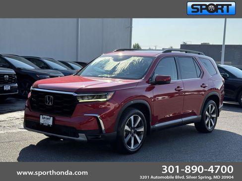 Certified 2023 Honda Pilot Touring image 1