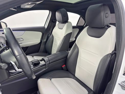 Used 2019 Mercedes-Benz A 220 A 220 w/ AMG Line image 39