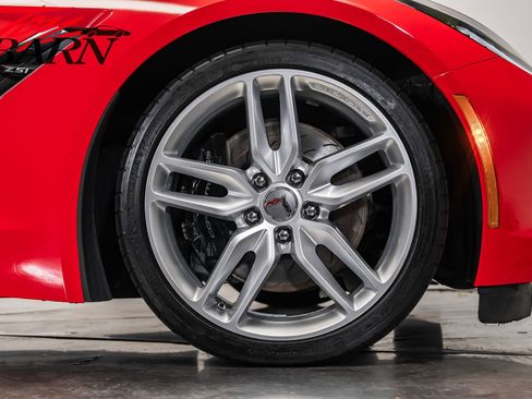 Used 2019 Chevrolet Corvette Stingray Convertible Z51 2LT image 26