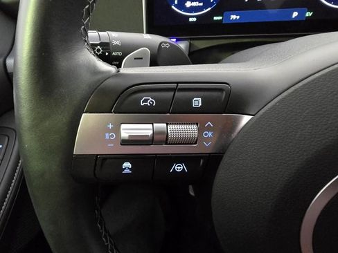 Used 2024 Hyundai Sonata Limited image 17