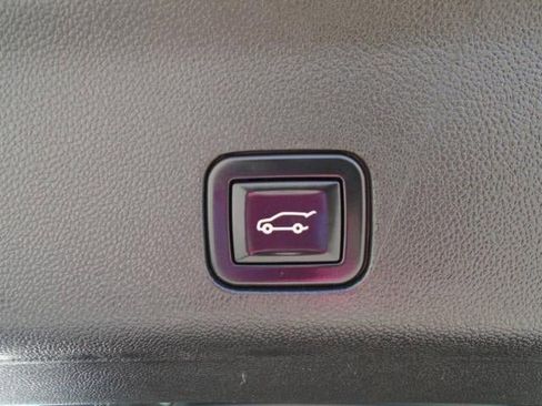 Used 2022 Chevrolet Suburban High Country w/ Max Trailering Package AWD/4WD image 31
