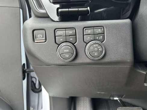 New 2026 Chevrolet Silverado 2500 High Country w/ High Country Premium Package AWD/4WD image 20