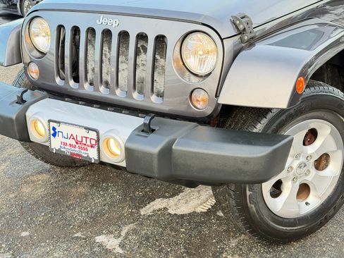 Used 2014 Jeep Wrangler Sahara w/ Connectivity Group image 88