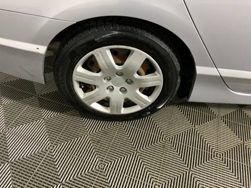 Used 2010 Honda Civic LX image 37