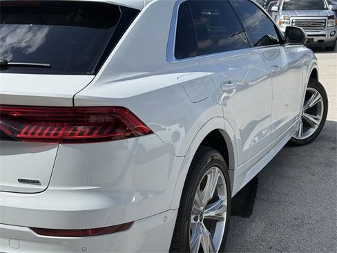 Used 2023 Audi Q8 Premium Plus w/ Premium Plus Package image 7