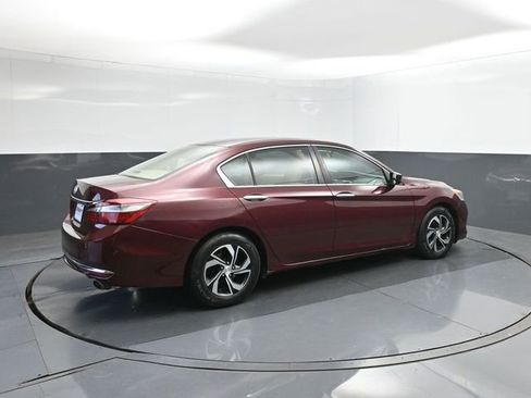 Used 2017 Honda Accord LX image 12