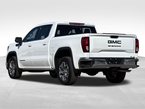 New 2026 GMC Sierra 1500 SLE w/ Preferred Package RWD image 3
