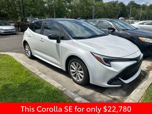 Used 2023 Toyota Corolla SE FWD image 5