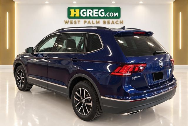 Used 2021 Volkswagen Tiguan SE AWD/4WD image 2