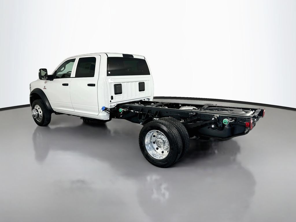 New 2026 RAM 5500 Tradesman w/ Chrome Appearance Group AWD/4WD image 5
