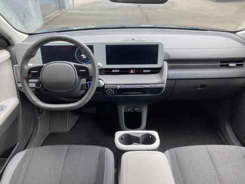 Used 2024 Hyundai Ioniq 5 SEL image 12