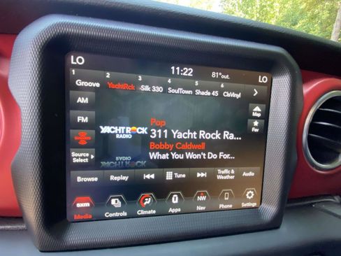 Certified 2022 Jeep Gladiator Rubicon w/ LED Lighting Group image 12