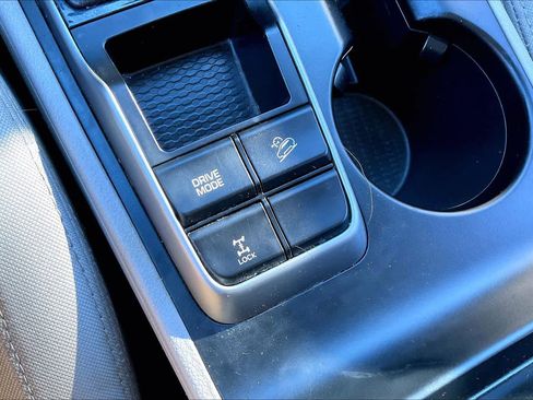 Used 2018 Hyundai Tucson SEL image 30