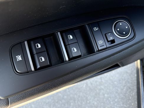 Certified 2024 Kia Forte LXS w/ LXS Technology Package FWD image 16